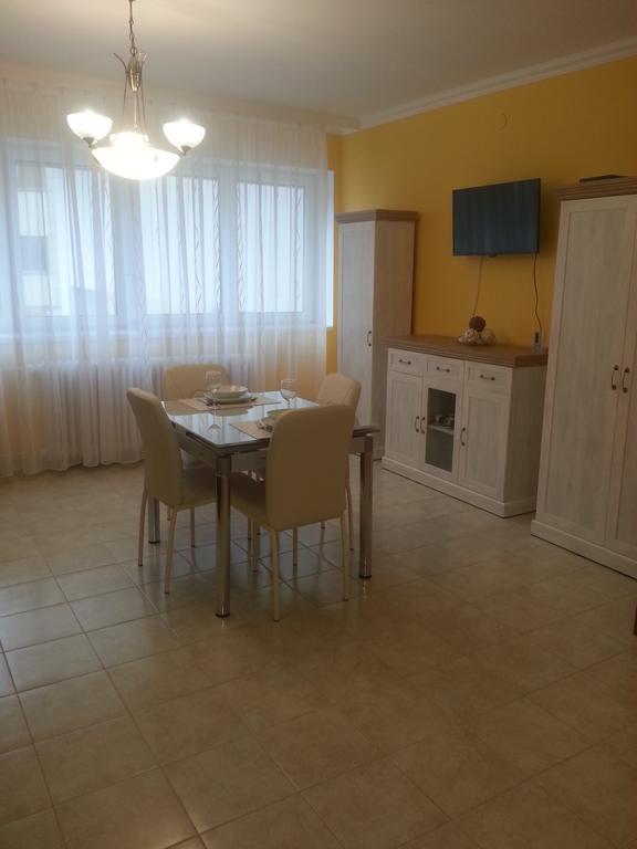 Szinva Apartman 米什科尔茨 外观 照片