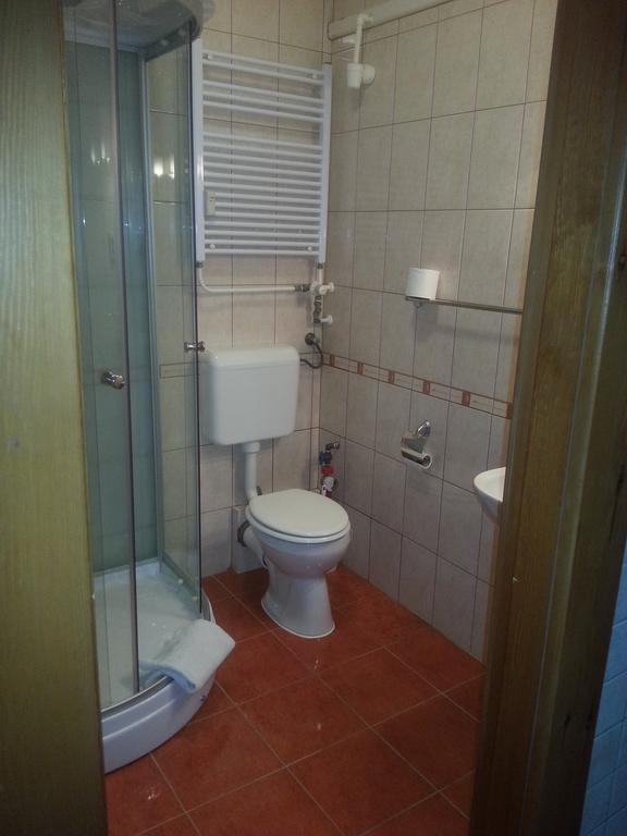 Szinva Apartman 米什科尔茨 外观 照片