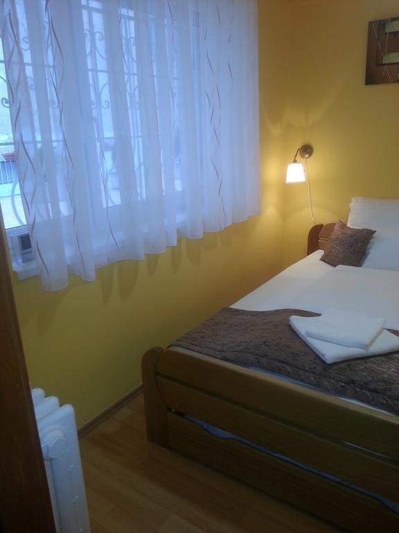 Szinva Apartman 米什科尔茨 外观 照片